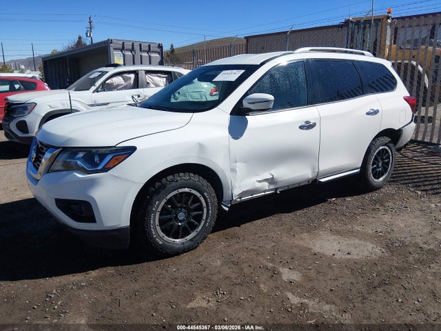 Nissan Pathfinder Sv 2017 5N1DR2MM2HC637431 Image 2