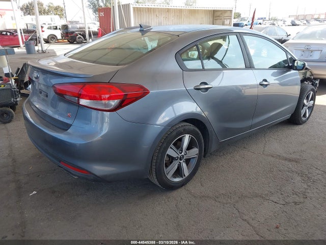 KIA FORTE S 2018 3KPFL4A79JE207533 Image 4