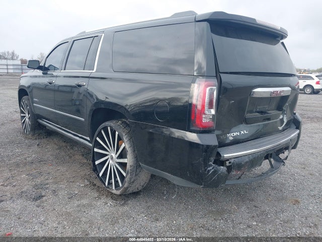 Aukcja sprzedaży 2017 Gmc Yukon Xl Denali, vin: 1GKS2HKJ0HR211640, numer aukcji: 44545402