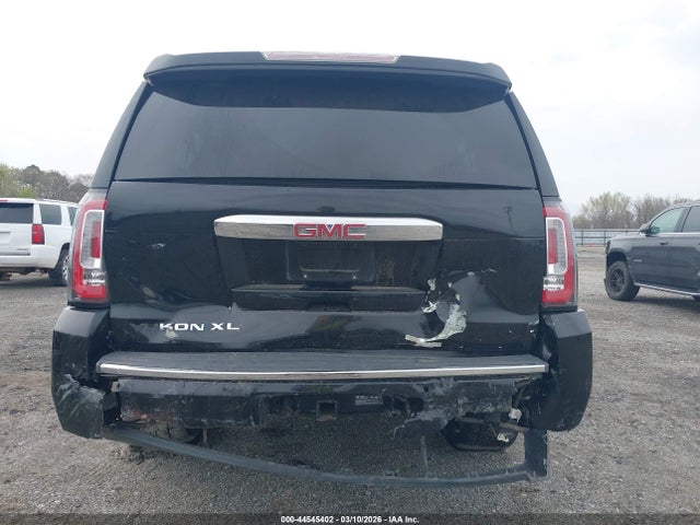 Aukcja sprzedaży 2017 Gmc Yukon Xl Denali, vin: 1GKS2HKJ0HR211640, numer aukcji: 44545402