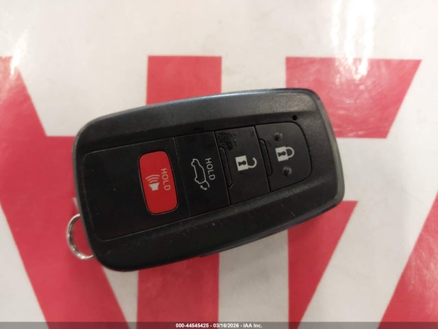 JTMRWRFV4RD216145 Toyota Rav4 Hybrid Xle