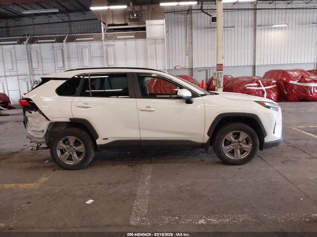 JTMRWRFV4RD216145 Toyota Rav4 Hybrid Xle