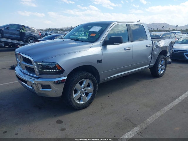 1C6RR7LT8KS735478 RAM 1500 Classic Big Horn 4x4 5&#039;7 Box
