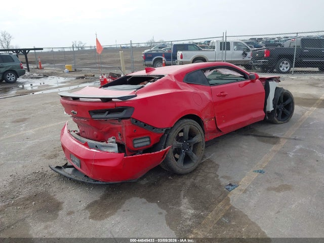 2017 CHEVROLET CAMARO 1G1FE1R74H0135066 Photo 3