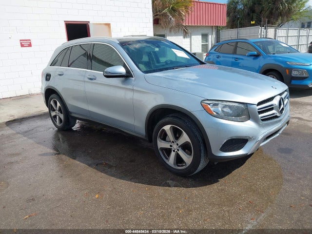 2017 MERCEDES-BENZ GLC 300 WDC0G4JBXHF194834