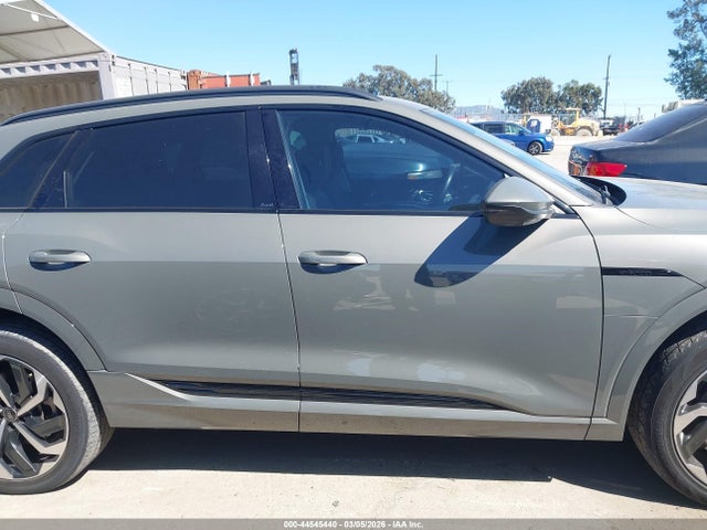 Audi Q8 E-tron Premium Plus Quattro 2024 WA15AAGE0RB014857 Image 13