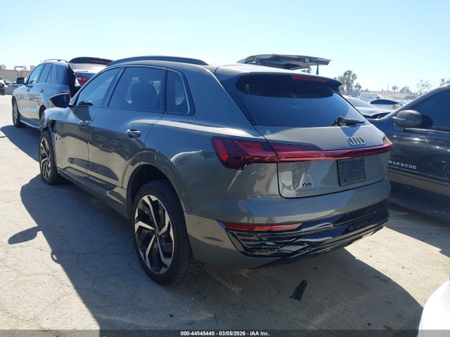 Audi Q8 E-tron Premium Plus Quattro 2024 WA15AAGE0RB014857 Image 3