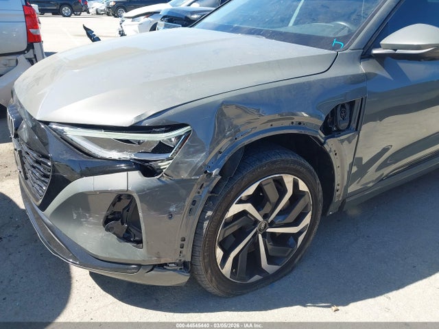 Audi Q8 E-tron Premium Plus Quattro 2024 WA15AAGE0RB014857 Image 6