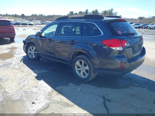 44545451 :رقم المزاد ، 4S4BRBCC8D3314334 vin ، 2013 Subaru Outback 2.5i Premium مزاد بيع