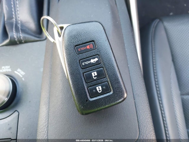 44545466 :رقم المزاد ، JTHCF1D21F5021382 vin ، 2015 Lexus Is 250 مزاد بيع