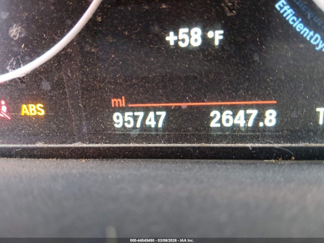 BMW 320i Xdrive 2018 WBA8E5G5XJNV03328 Image 16