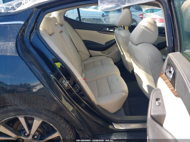 44545504 :رقم المزاد ، 1N4AA6AP3GC417353 vin ، 2016 Nissan Maxima 3.5 Platinum مزاد بيع