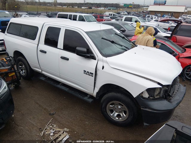 2015 RAM 1500 1C6RR7FG0FS701023