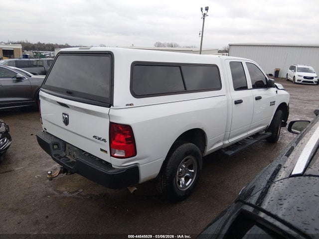 2015 RAM 1500 1C6RR7FG0FS701023 Photo 3