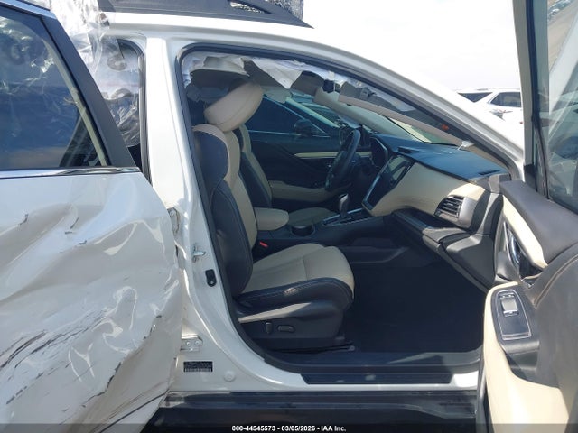 4S4BTANC4R3295720 Subaru Outback Limited