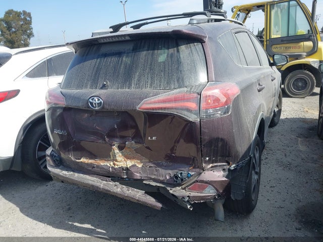 2T3ZFREV0HW347575 Toyota RAV4 LE