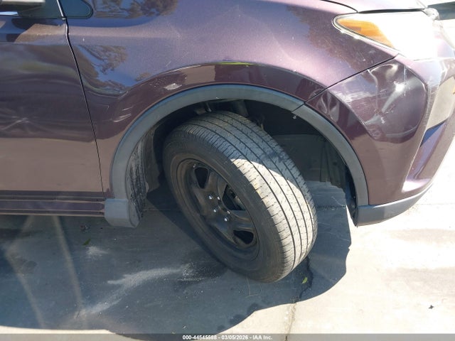 2T3ZFREV0HW347575 Toyota RAV4 LE