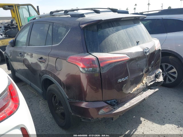 2T3ZFREV0HW347575 Toyota RAV4 LE