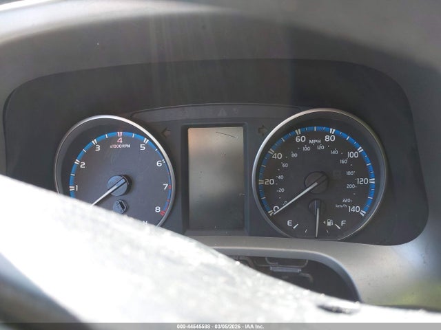 2T3ZFREV0HW347575 Toyota RAV4 LE
