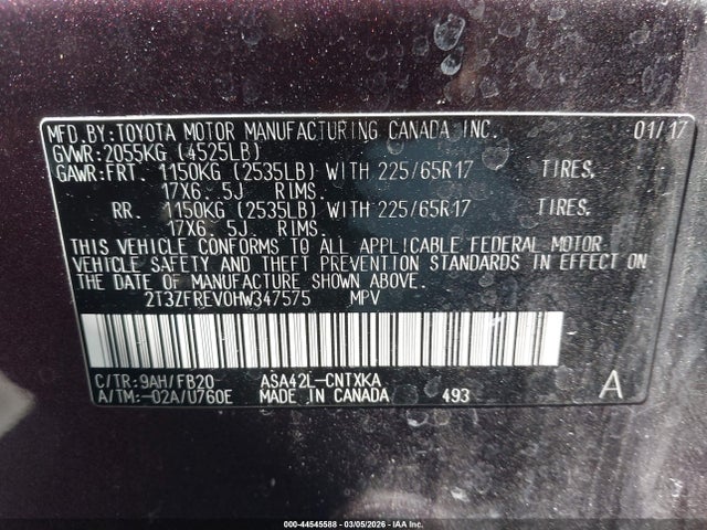 2T3ZFREV0HW347575 Toyota RAV4 LE