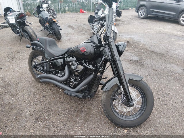 2018 HARLEY-DAVIDSON FLSL 1HD1YDJ10JC026009
