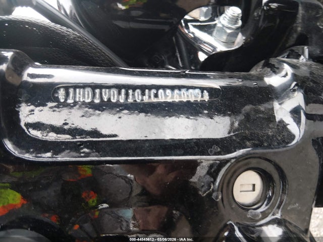 2018 HARLEY-DAVIDSON FLSL 1HD1YDJ10JC026009 Photo 9