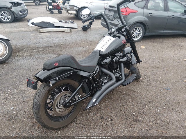 2018 HARLEY-DAVIDSON FLSL 1HD1YDJ10JC026009 Photo 3