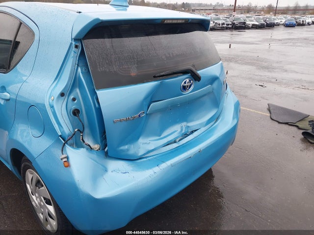 Toyota Prius C Two 2015 JTDKDTB33F1095940 Image 6