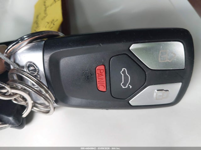 2017 AUDI A4 WAUENAF42HN069002 Photo 10