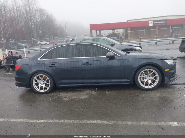 Продажа на аукционе авто 2017 Audi A4 2.0t Premium, vin: WAUENAF42HN069002, номер лота: 44545642