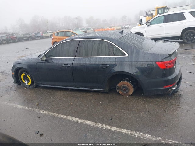 Продажа на аукционе авто 2017 Audi A4 2.0t Premium, vin: WAUENAF42HN069002, номер лота: 44545642