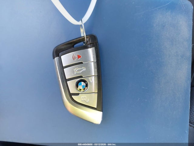 WBA13AG07NCJ32392 BMW 530e