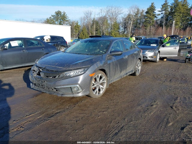 Honda Civic Touring 2019 JHMFC1F93KX005781 Image 2