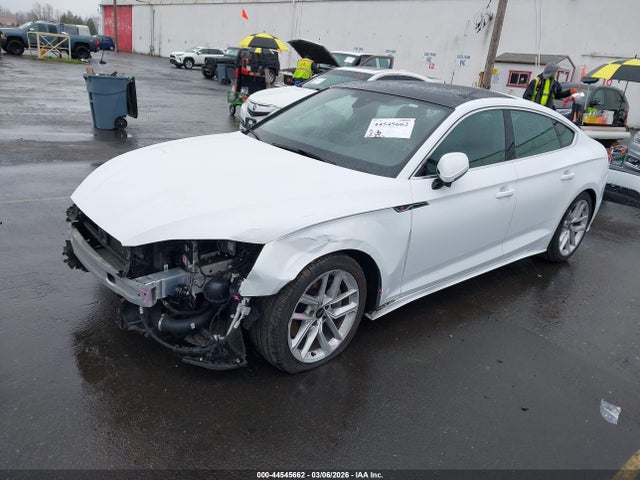 2024 AUDI A5 SPORTBACK WAUFACF52RA049801 Photo 1
