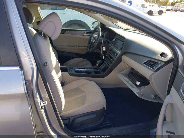 5NPE24AF7HH592909 Hyundai SONATA SE