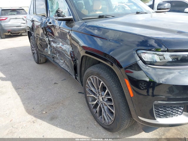 44545702 :رقم المزاد ، 1C4RJKET8N8502766 vin ، 2022 Jeep Grand Cherokee L Summit Reserve 4x4 مزاد بيع
