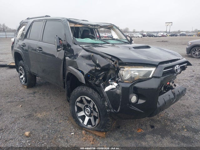 2020 TOYOTA 4RUNNER JTEBU5JR9L5743945