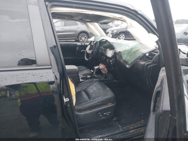 2020 TOYOTA 4RUNNER JTEBU5JR9L5743945 Photo 4