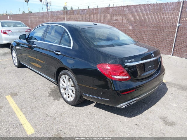 Продажа на аукционе авто 2017 Mercedes-benz E 300, vin: WDDZF4JB6HA102685, номер лота: 44545712