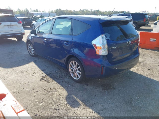 2013 TOYOTA PRIUS V JTDZN3EU6D3187027 Photo 2