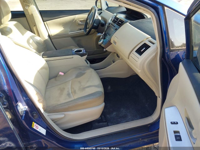 2013 TOYOTA PRIUS V JTDZN3EU6D3187027 Photo 4