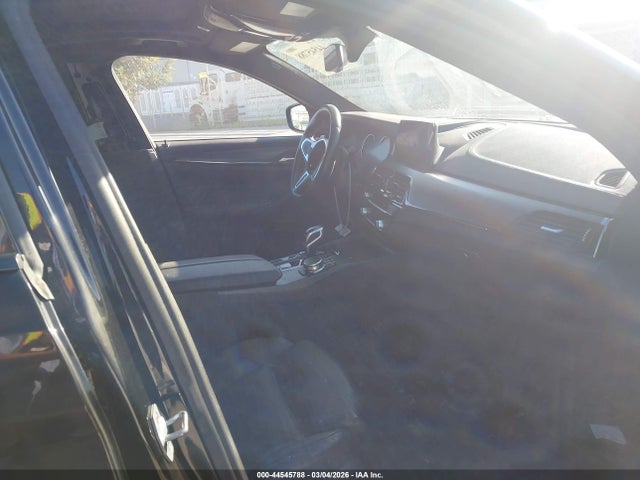 2019 BMW M5 WBSJF0C52KB285892 Photo 4