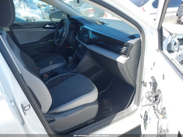 3VVCX7B21NM028928 Volkswagen Taos 1.5t S