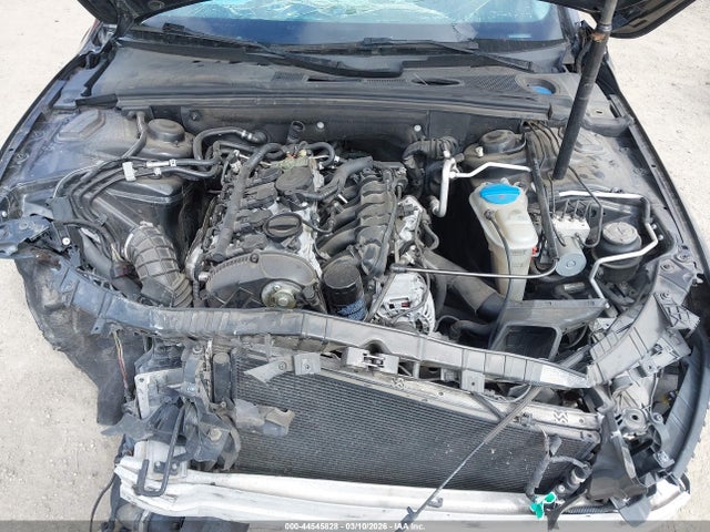 44545828 :رقم المزاد ، WAUFFAFL7BN022158 vin ، 2011 Audi A4 2.0t Premium مزاد بيع