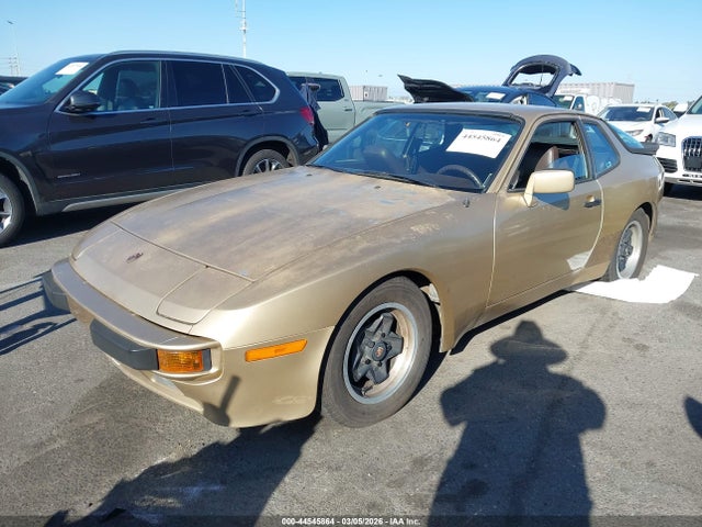 1984 PORSCHE 944 WP0AA0948EN462890 Photo 1