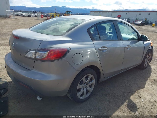 Aukcja sprzedaży 2011 Mazda Mazda3 I Sport, vin: JM1BL1UG2B1492573, numer aukcji: 44545870