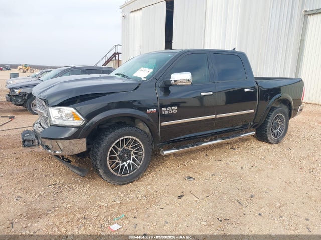 44545878 :رقم المزاد ، 1C6RR7NT8JS137743 vin ، 2018 Ram 1500 Laramie  4x4 5'7 Box مزاد بيع
