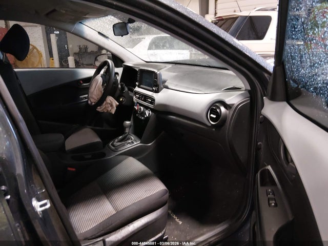 2018 HYUNDAI KONA KM8K1CAA8JU106748 Photo 4