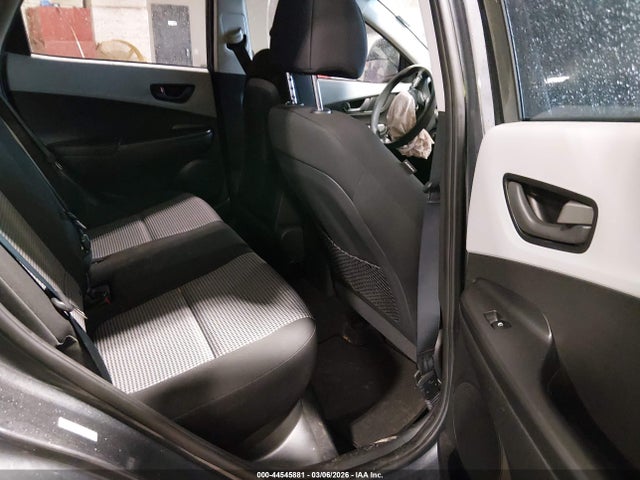 2018 HYUNDAI KONA KM8K1CAA8JU106748 Photo 7