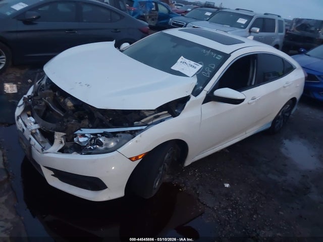 44545886 :رقم المزاد ، 19XFC2F76HE067271 vin ، 2017 Honda Civic Ex مزاد بيع